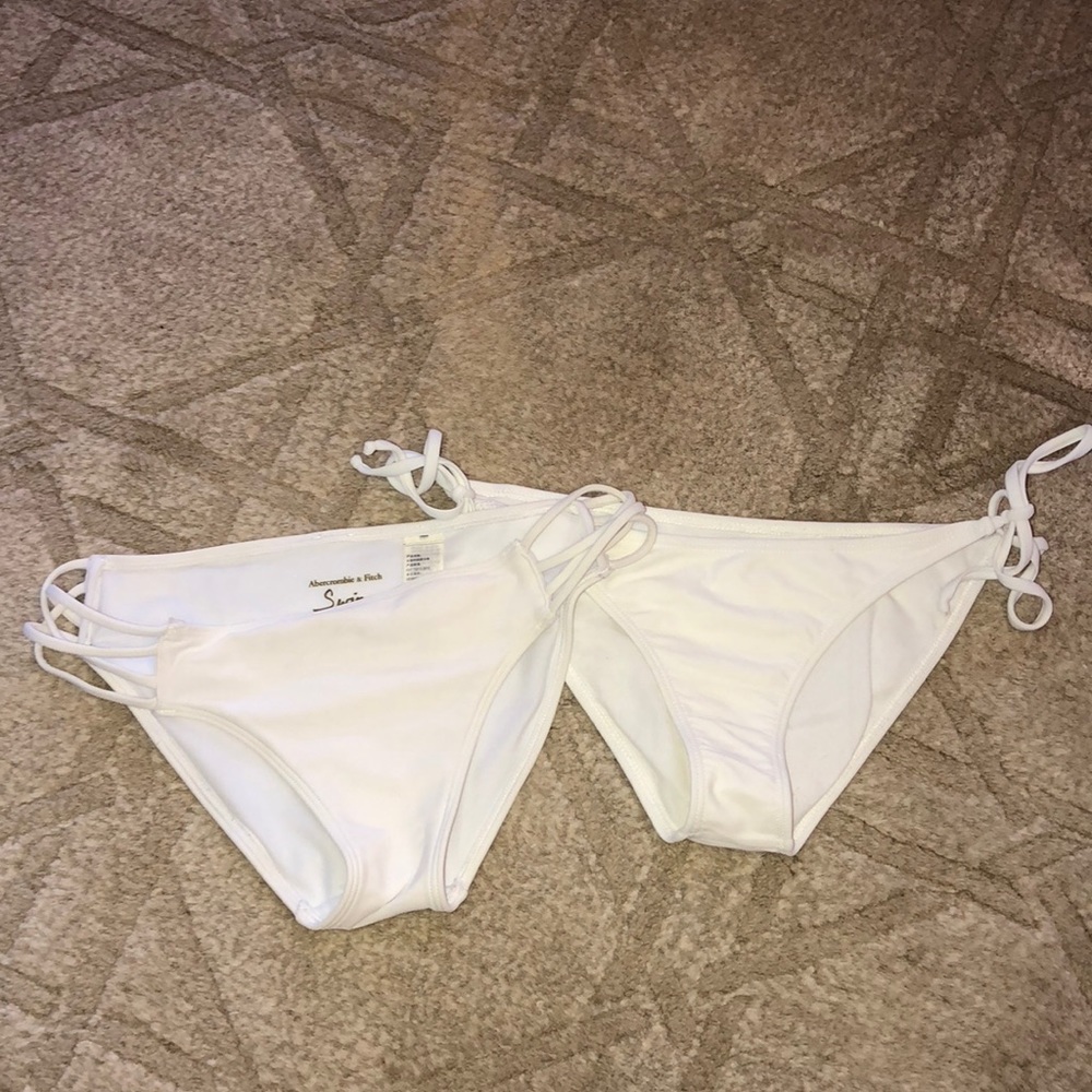 Bikini bottoms